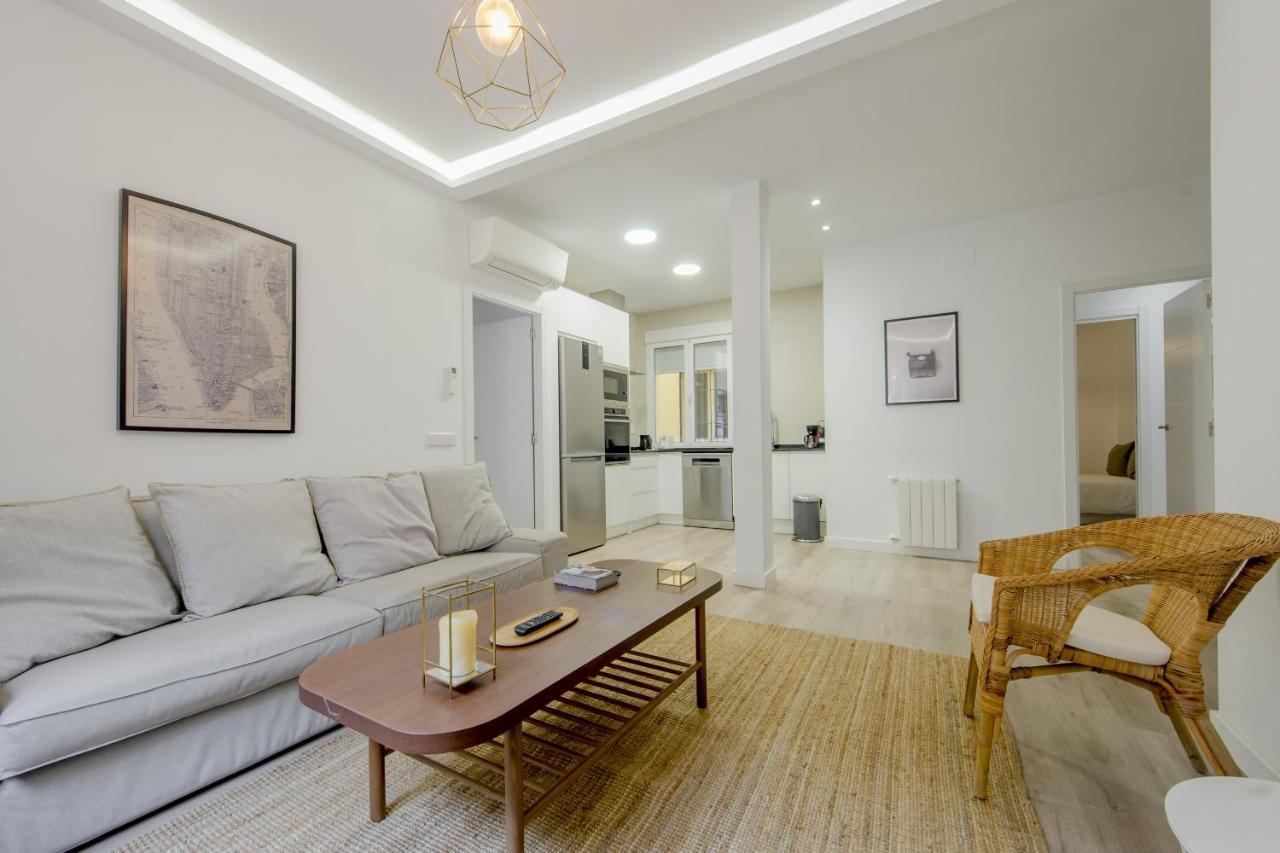 Ferienwohnung Elegante Apartamento En El Centro De Madrid Exterior foto