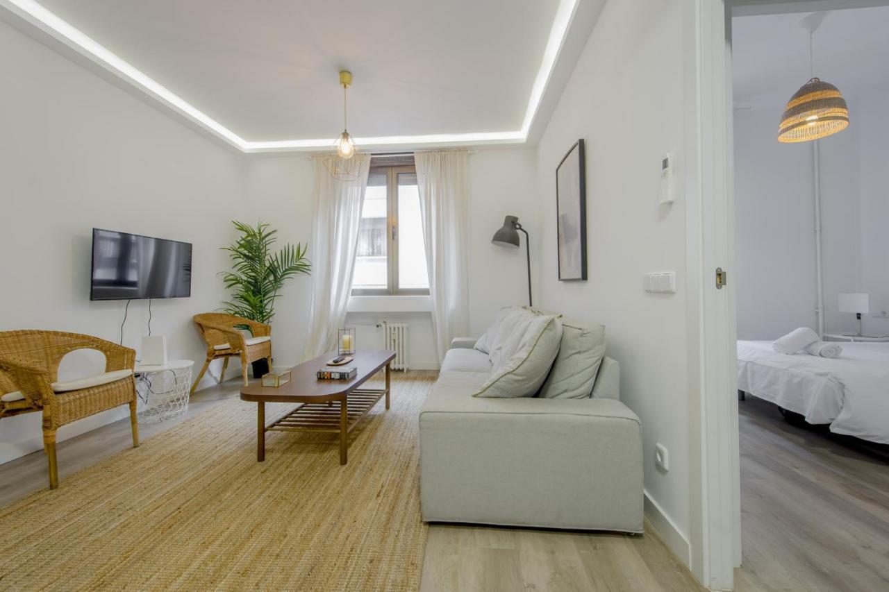 Ferienwohnung Elegante Apartamento En El Centro De Madrid Exterior foto