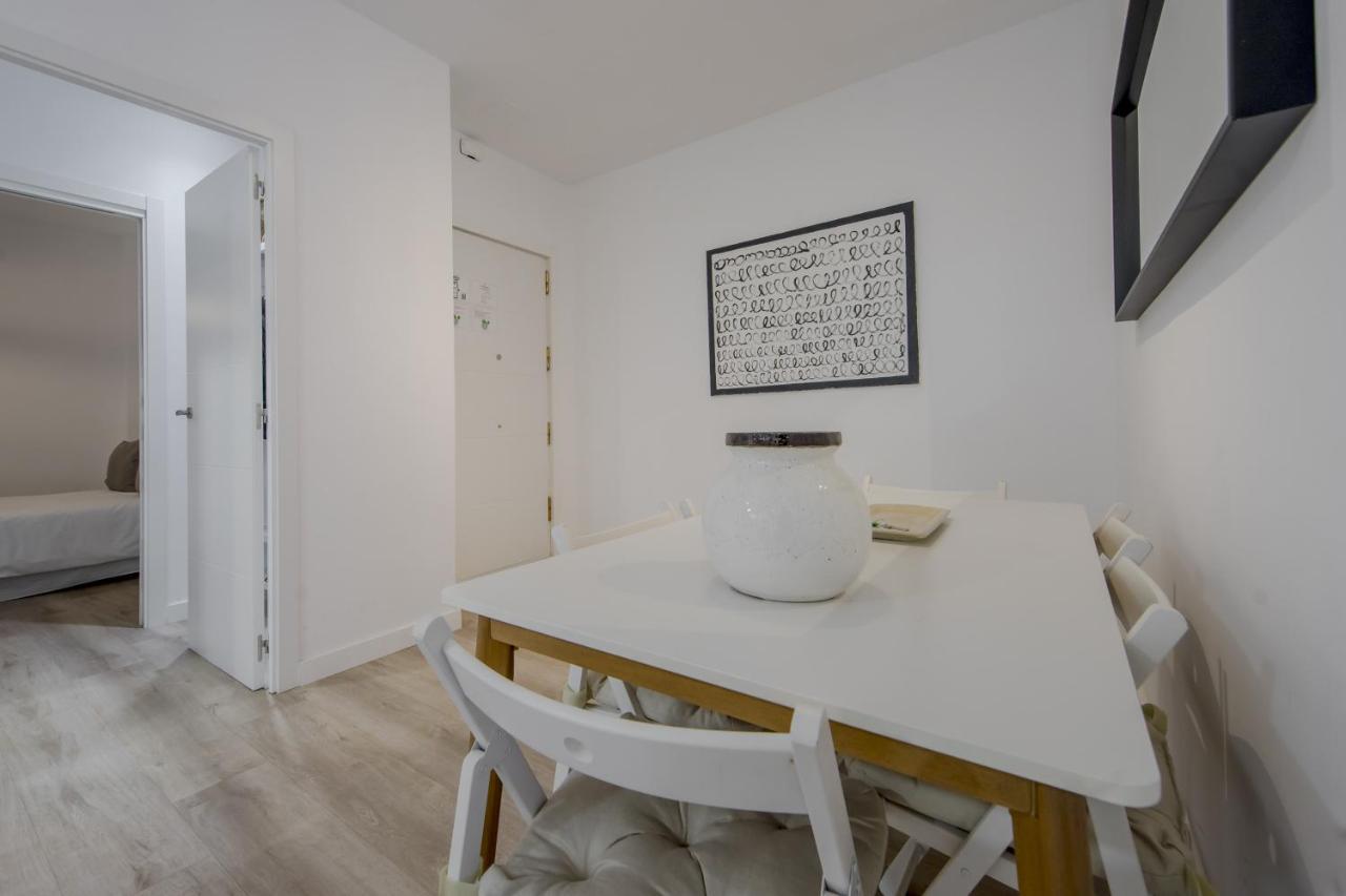 Ferienwohnung Elegante Apartamento En El Centro De Madrid Exterior foto