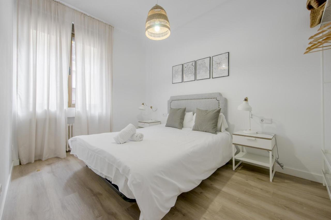 Ferienwohnung Elegante Apartamento En El Centro De Madrid Exterior foto