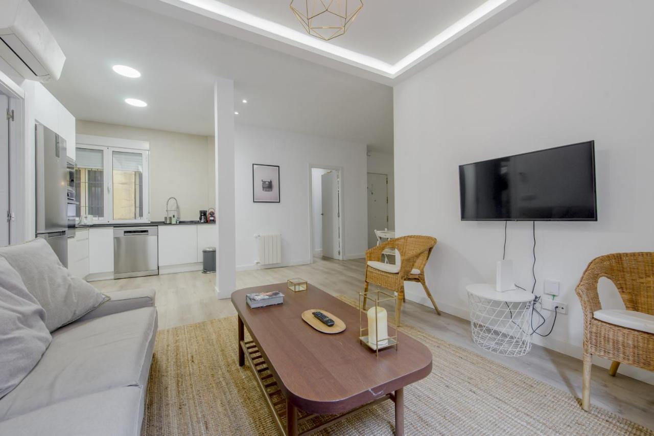 Ferienwohnung Elegante Apartamento En El Centro De Madrid Exterior foto