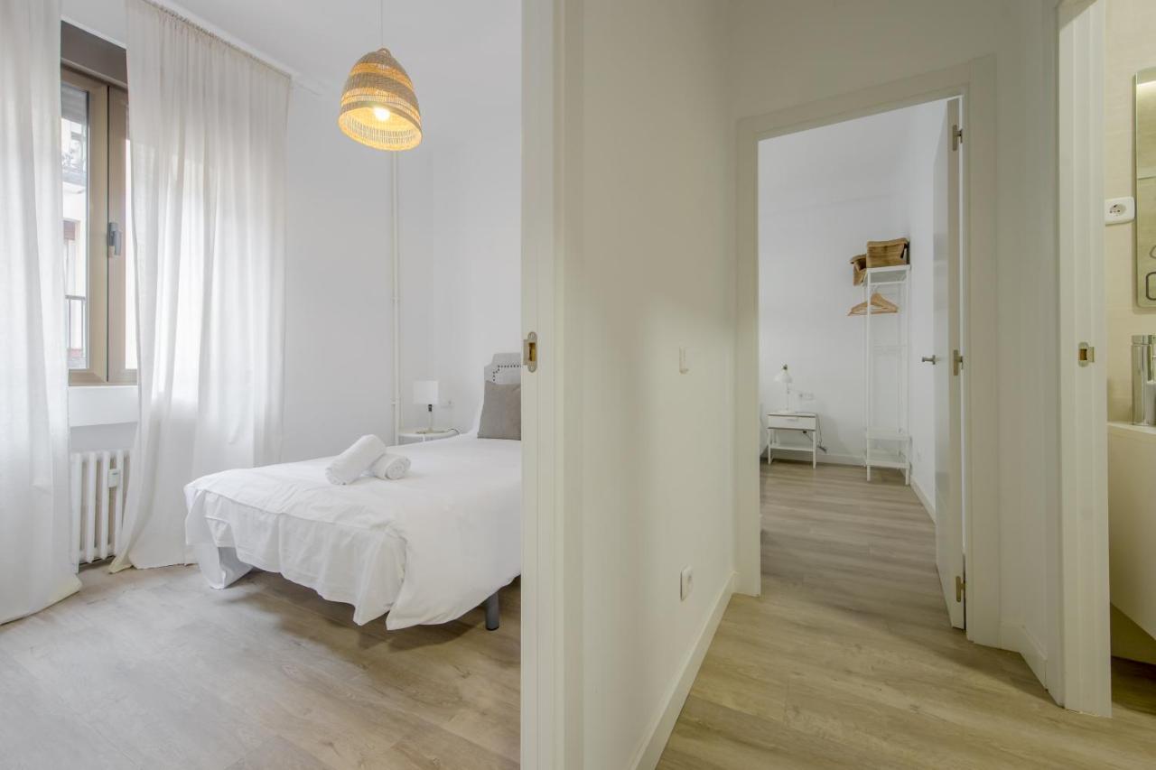 Ferienwohnung Elegante Apartamento En El Centro De Madrid Exterior foto